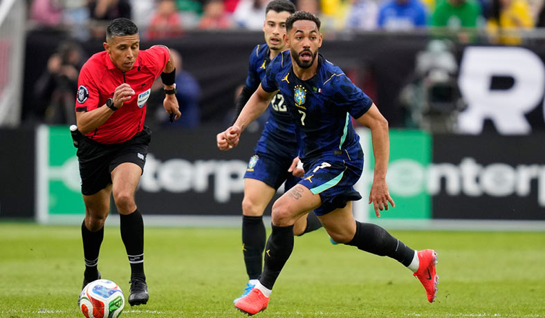 Matheus Cunha de Brasil en amistoso contra Francia