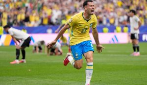 Vini contra Haaland por el pase a cuartos: Picks y cuotas de Brasil vs Noruega