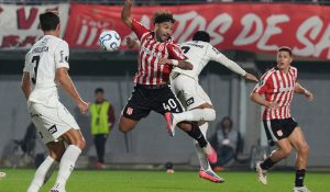 Previa y cuotas de una revancha caliente en Brasil: Corinthians vs Estudiantes