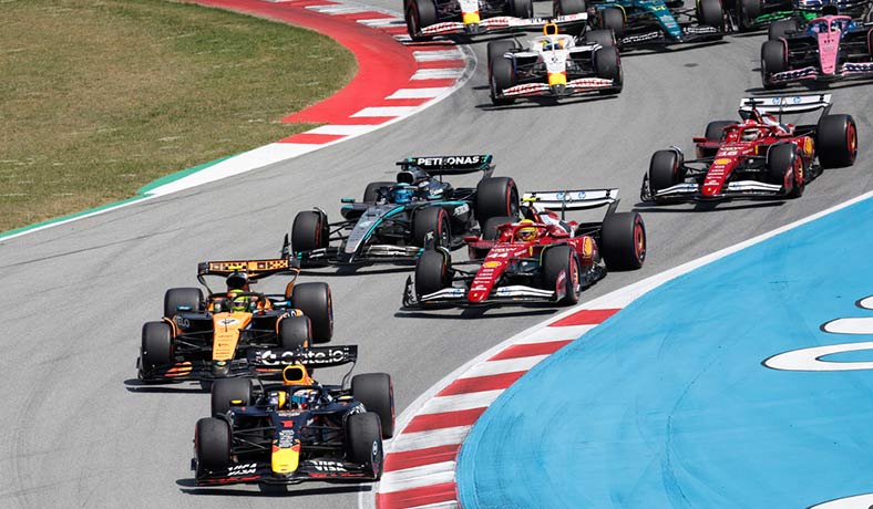 Verstappen ante Lando Norris en el GP de España F1