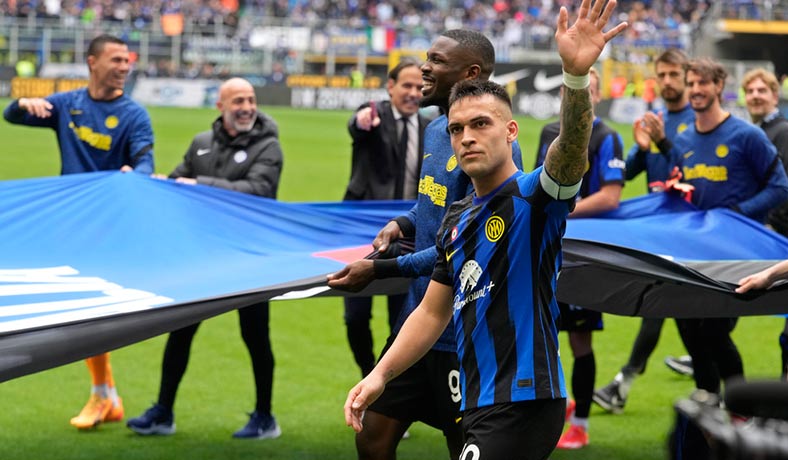Lautaro Martinez en la celebración del título del Inter de Milan
