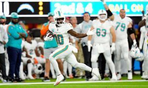 Packers vs Dolphins: Apuestas para un partido clave rumbo a los playoffs de NFL