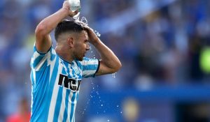 Racing vs Estudiantes: Picks y análisis de un duelo clave en la Liga Profesional