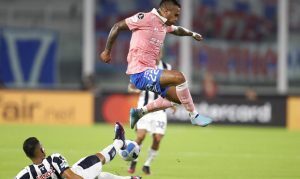 Pronósticos y cuotas apostar en el Universidad Católica vs Colo Colo