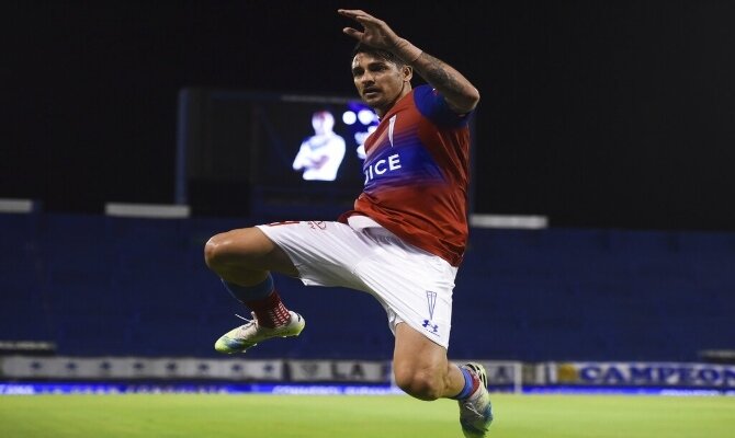 Fernando Zampedri apuesta a ser el héroe este día miércoles en el Universidad Católica vs Unión la Calera