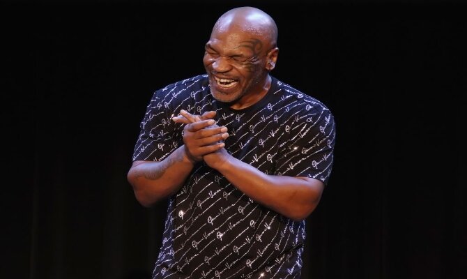 Previa para la pelea entre Mike Tyson vs Roy Jones Jr